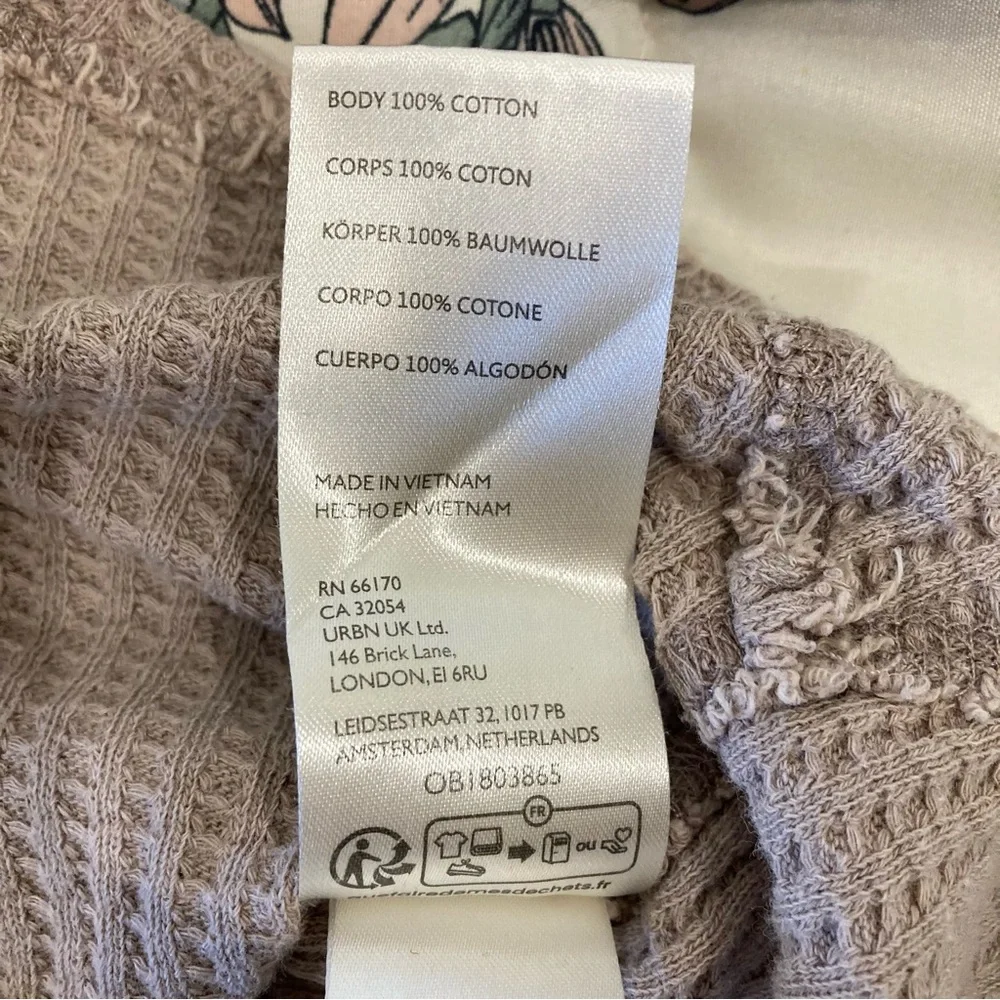 Free People We the Free small thermal thumbhole top - Picture 11 of 13